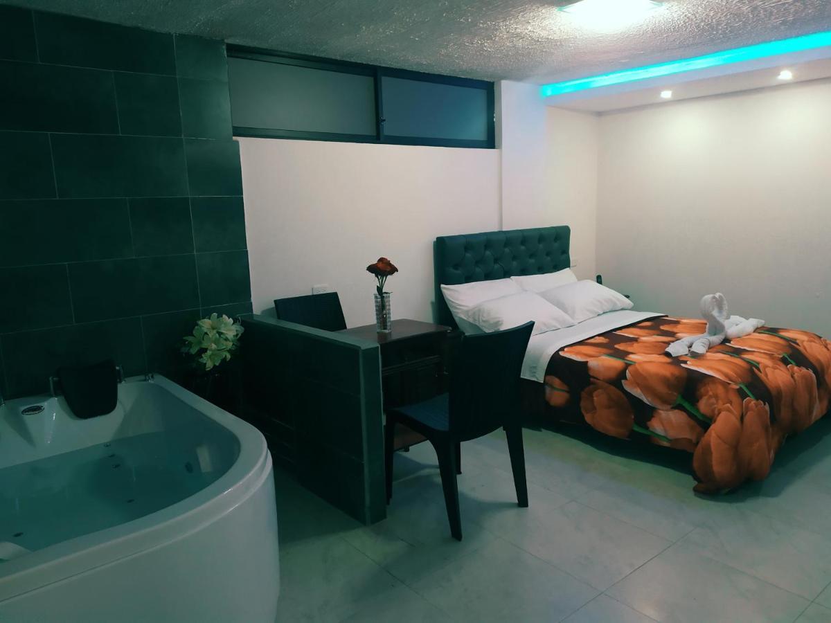 Hostal Ajavi Del Sur Quito Exterior photo
